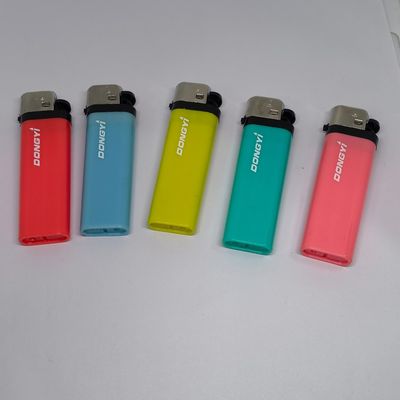2022 accenditori accessori per il fumo sigaretta accenditore a calce con richiesta di campioni opzione