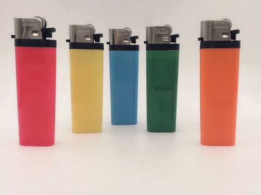 Accendino di pietra trasparente di plastica usa e getta Il prodotto di un produttore cinese di accendini