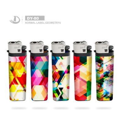 Beautiful Design Flame Disposable Flint Stone Smoking Gas Lighter per il mercato europeo