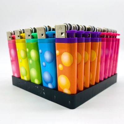 Accendino di plastica usa e getta popolare Classic Isqueiro Flint accendino di sigarette