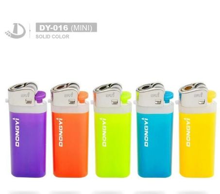 Modello NO. DY-016MINI Mini accendini a cinque colori per richieste personalizzate