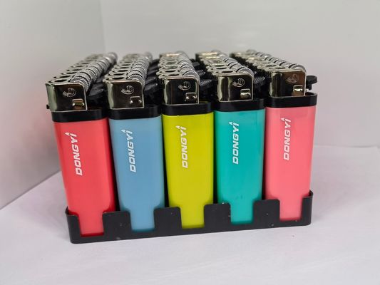 2022 accenditori accessori per il fumo sigaretta accenditore a calce con richiesta di campioni opzione
