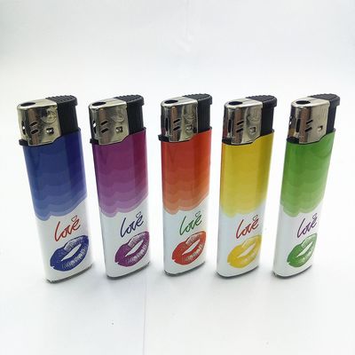 Accendino a gas elettrico usa e getta in plastica e dimensioni 7,92*2,35*1,15 cm