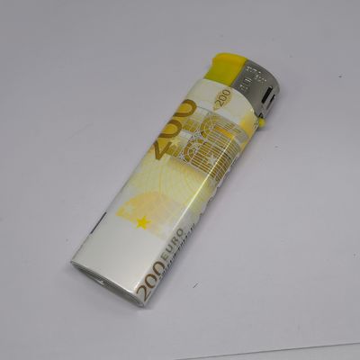 Richiesta personalizzata ISO9994 Mercato europeo accendino in plastica con fumo elettronico fresco