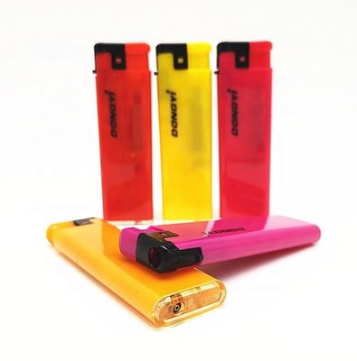 Dy-F015 Modello Disegno personalizzato accendini con logo stampato accendini jet a prova di vento usa e getta