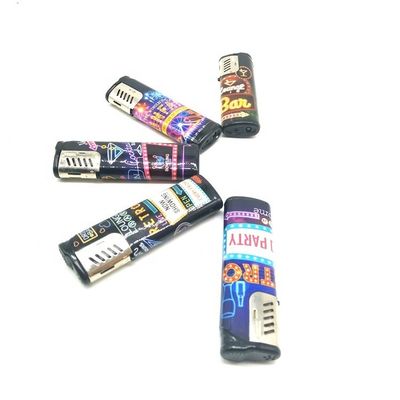 Accendino elettronico a prova di vento di ricarica di gas di plastica con modello di logo personalizzato N.O. DY-F001
