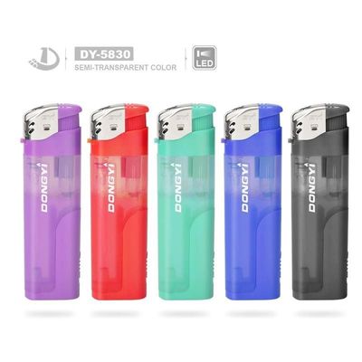 Richiesta di campioni accenditore elettrico a gas portatile a LED in Europa Mercato 1 pezzo Ordine minimo