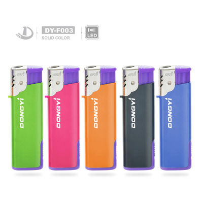 Colorato Dy-F003 luce a LED resistente al vento elettronica accenditore personalizzazione di plastica