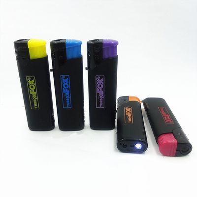 Accenditore di sigarette monouso classico personalizzato con luce a LED Dy-F003