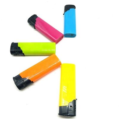 Accendino a stabilità a prova di vento con progettazione elettronica e dimensione di 7,95*2,46*1,37 cm