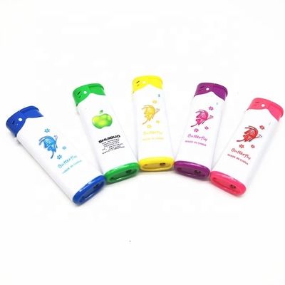 Modello di plastica NO. DY-F005 Accendino ricaricabile a prova di vento con farfalla di Shaodong Lighter