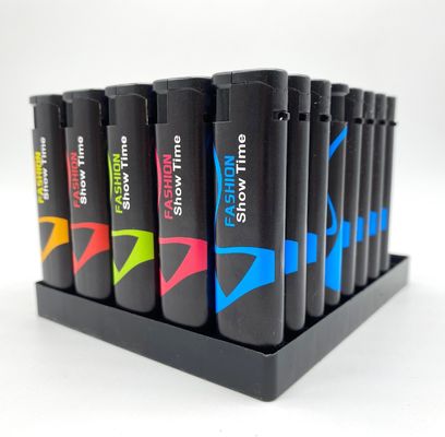 Modello N.O. DY-F028 Accendino a gas a vento rigido ricaricabile con colori OEM accettabili e vendita